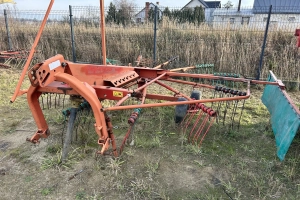 Zgrabiarka Karuzelowa Kverneland taarup 9043