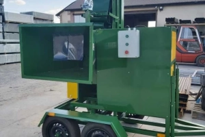 RĘBAK WALCOWY  RDE.200-4k7,5  p gr. cięcia 15cm dł. zrębki 25-21 500 zł