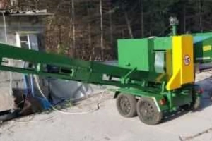 RĘBAK WALCOWY  RDE.200-4k7,5  p gr. cięcia 15cm dł. zrębki 25-21 500 zł