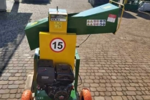 Rębak do gałęzi z silnikiem spalinowym 13km , RGS.80-813.7 200 zł
