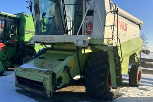 Kombajn Claas Lexion 440