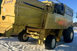 Kombajn New Holland TX 34